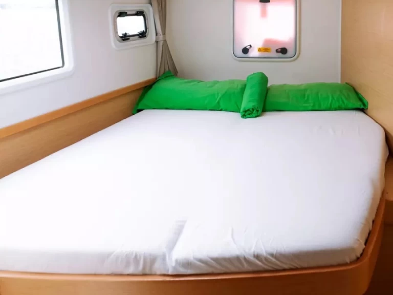 YachtCharter in Cugnana Verde - Lagoon Lagoon 42 auf SamBoat