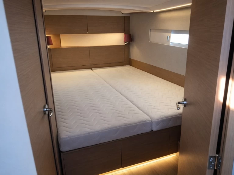 Bootsverleih Jeanneau Sun Odyssey 410 Nettuno Samboat