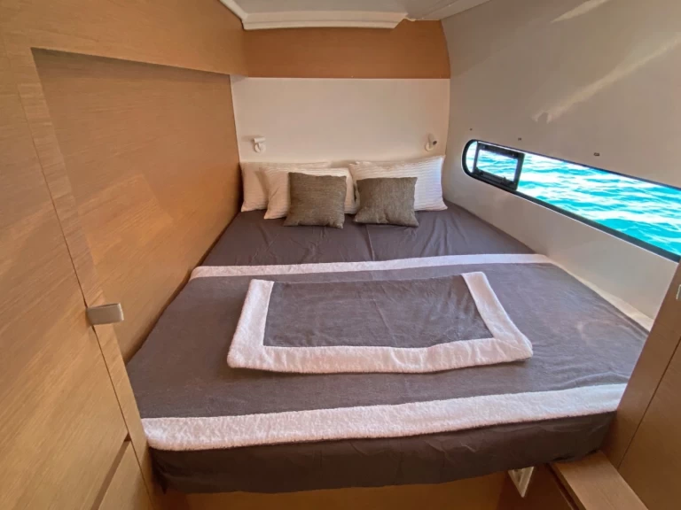 Ein Excess Excess 11 - Pulse Line Version  mieten in Nettuno