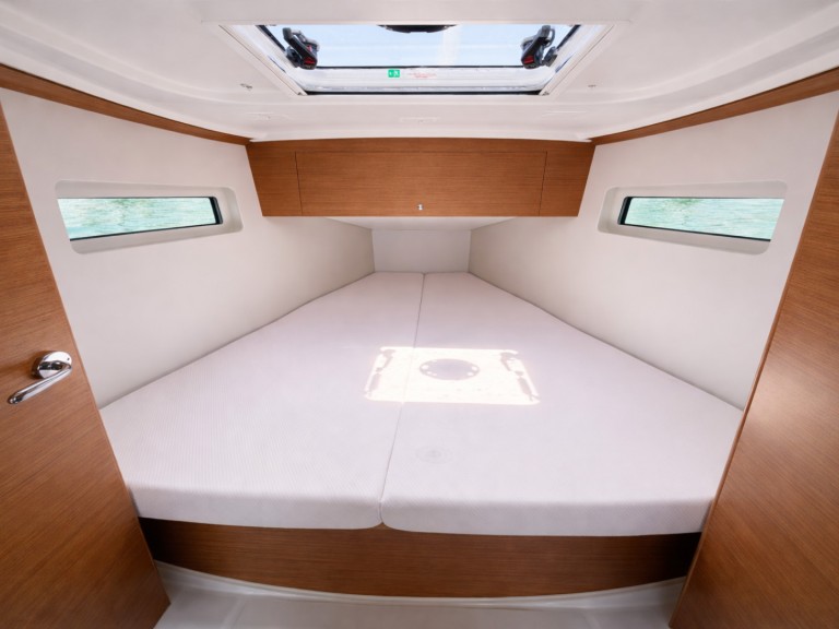 YachtCharter in Nettuno - Jeanneau Sun Odyssey 350 auf SamBoat