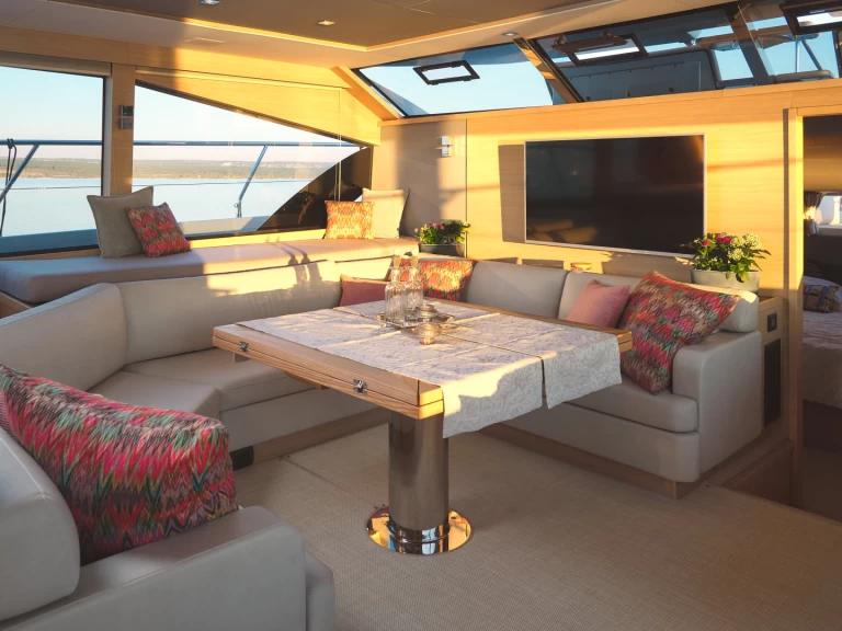 Aquila Aquila 54 mieten Šibenik