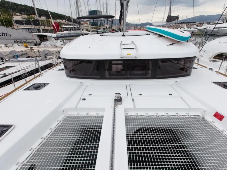 Katamaran mieten in Lavrion zum besten Preis