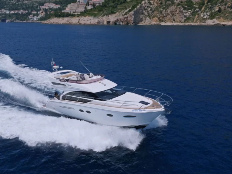 Vermietung Motorboot Princess mit Führerschein