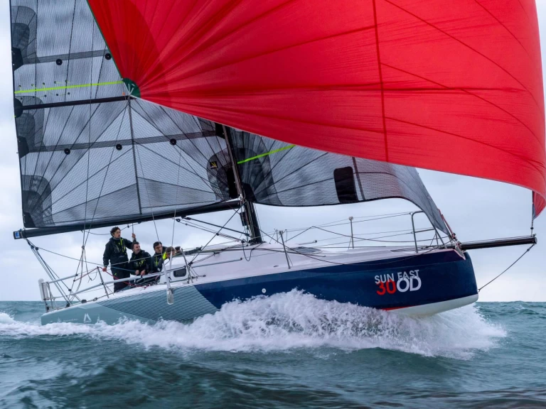 Boot mieten Lorient günstig SUN FAST 30
