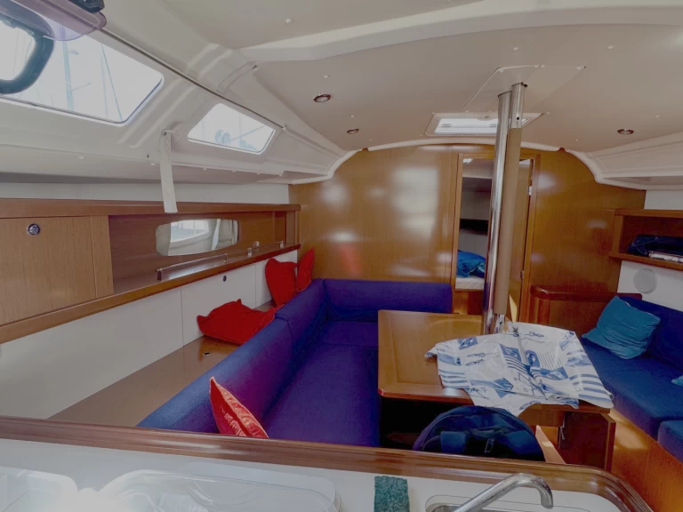 Segelboot mieten in Les Sables-d'Olonne - Bénéteau Oceanis 37