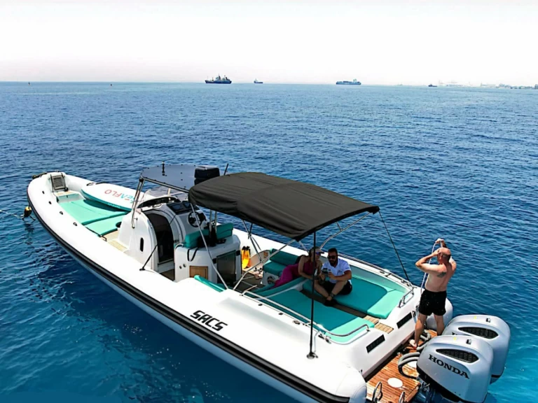 Schlauchboot mieten in Limassol Marina zum besten Preis