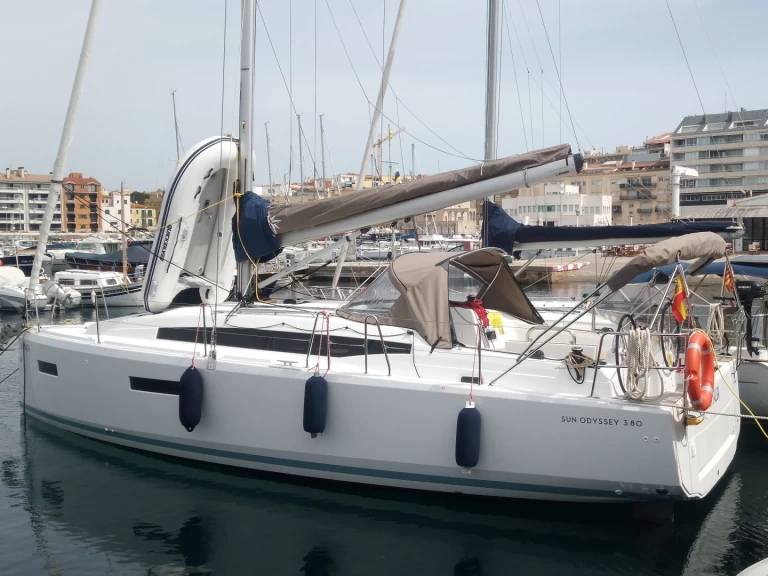 Segelboot mit oder ohne Skipper Jeanneau mieten in Palamós