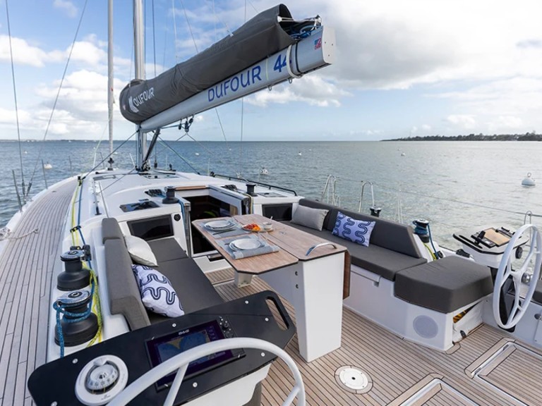 Segelboot mieten in Álimos - Dufour Dufour 44