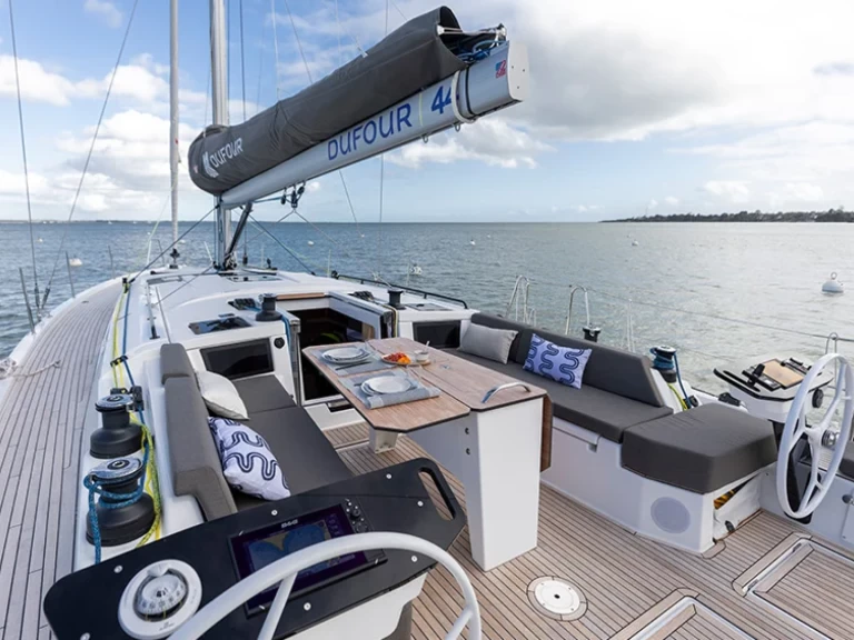 Segelboot mieten in Álimos - Dufour Dufour 44