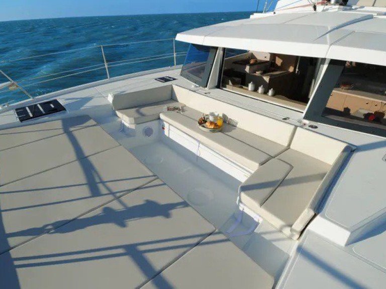 Katamaran mit oder ohne Skipper Bali mieten in Kalkara