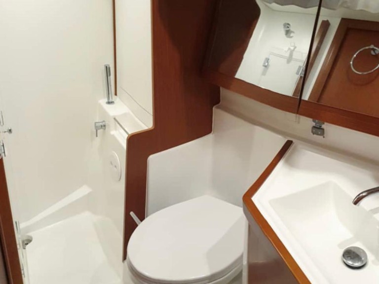 Segelboot mieten in San Miguel De Abona - Bénéteau Oceanis 45