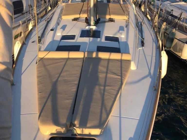 Ein Bénéteau Oceanis 45 mieten in San Miguel De Abona