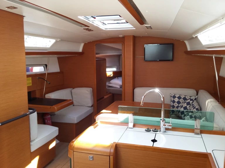 Jeanneau Sun Odyssey 419 mieten Palamós