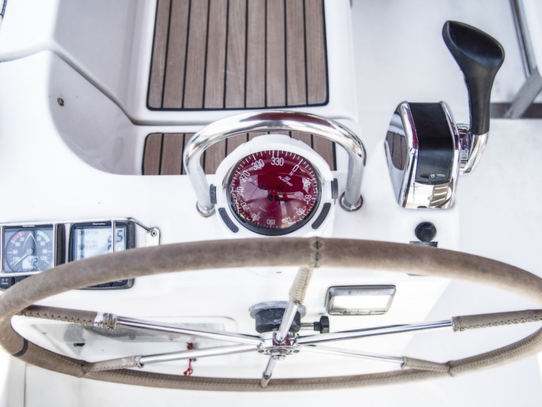 Bénéteau Oceanis 473 mieten Kallithea