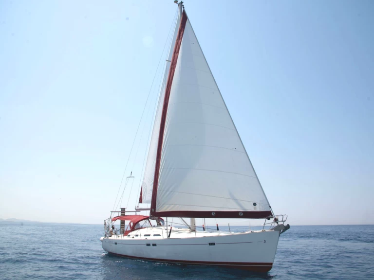 Ein Bénéteau Oceanis 473 mieten in Kallithea