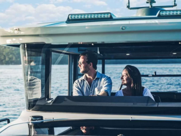 Ein Axopar Axopar 37 XC Cross Cabin mieten in Portofino