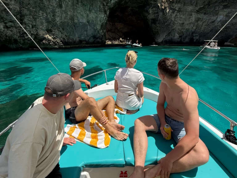 Motorboot mieten in Ċirkewwa - Buccaneer Sea Rover 198