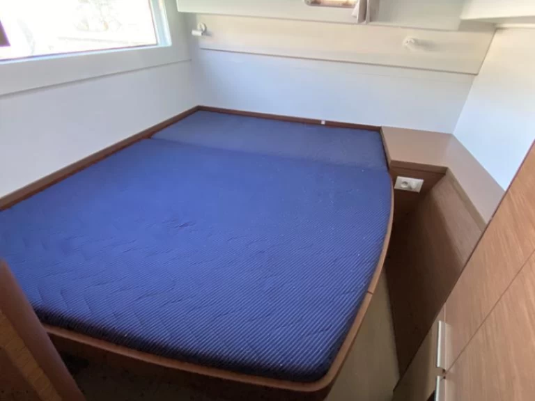 Ein Lagoon Lagoon 40 mieten in Capo d'Orlando