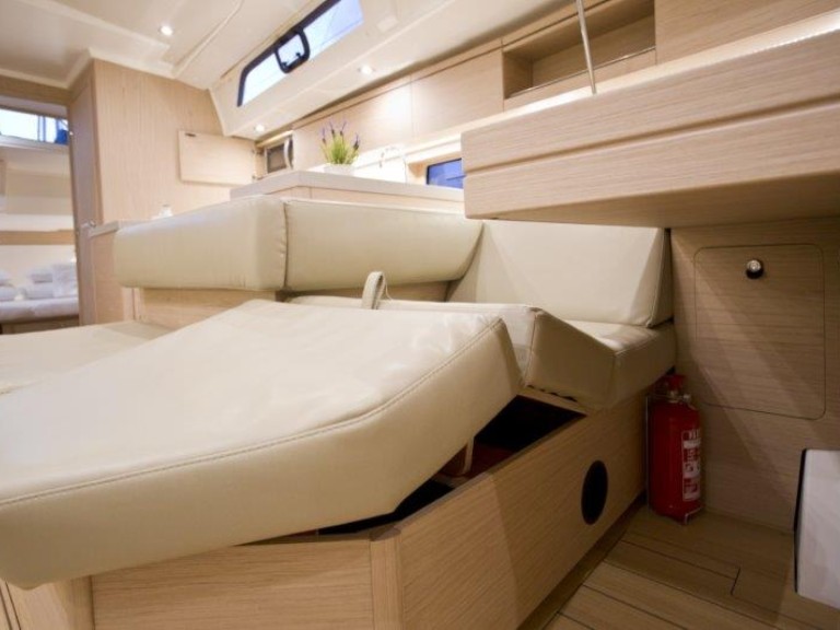 Segelboot mieten in Álimos - Bénéteau Oceanis 51.1