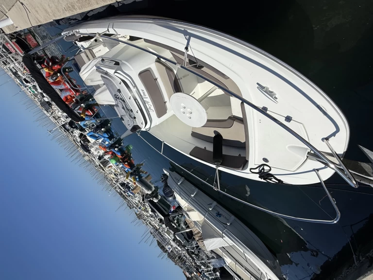 YachtCharter in Marseille - Jeanneau Cap Camarat 7.5 CC Serie 2 auf SamBoat