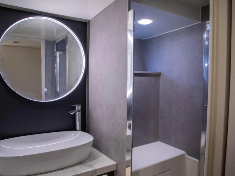 YachtCharter in Dubai Marina - Régal 33ft auf SamBoat