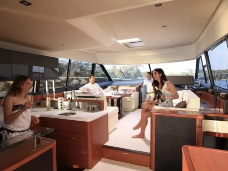 Ein Sunseeker Sunseeker 60 mieten in Saint-Tropez