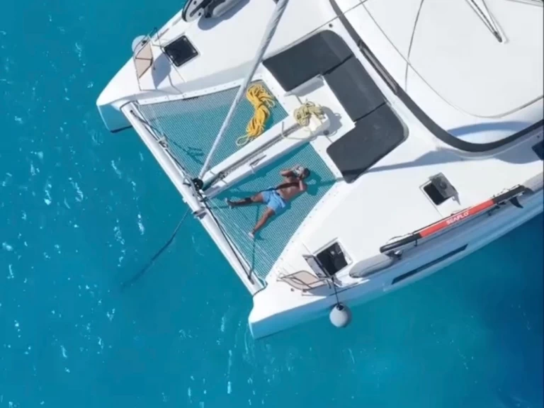 Katamaran mieten in Parikia zum besten Preis