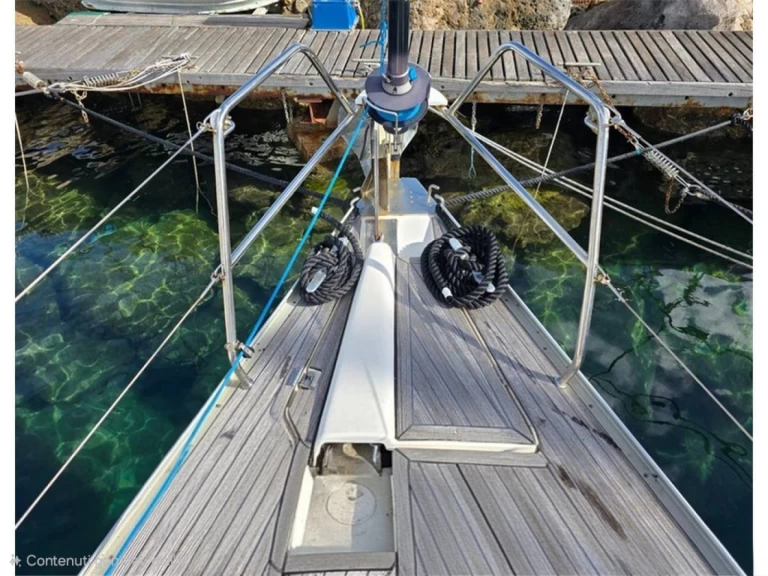 Segelboot mit oder ohne Skipper Dufour mieten in Carrara