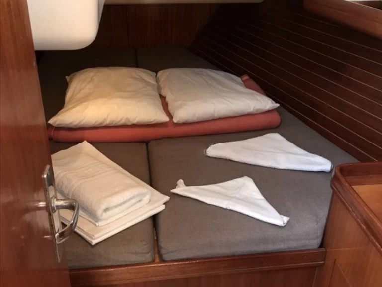 Elan Elan 45 mieten Vlycho