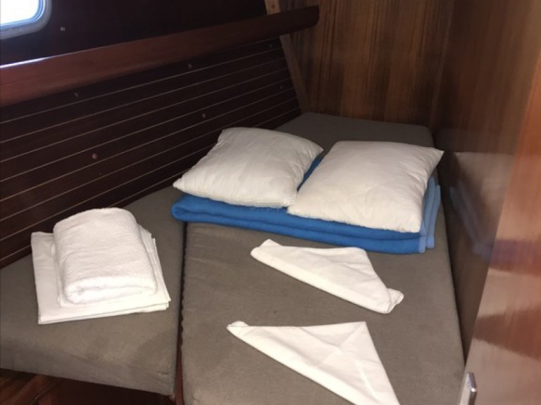 Ein Elan Elan 45 mieten in Vlycho