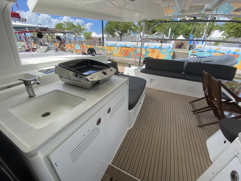 YachtCharter in Le Marin - Lagoon Lagoon 46 auf SamBoat