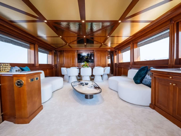 Ein Baglietto AQUILA mieten in Ellinikó