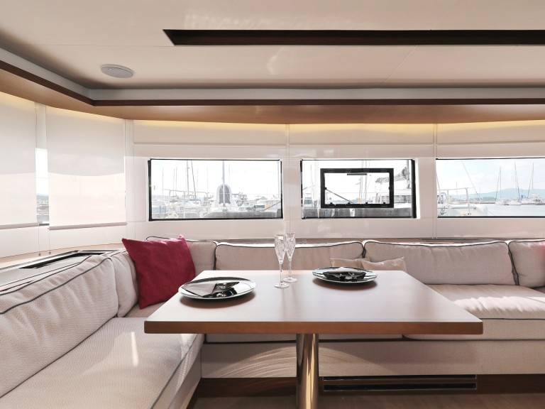 Vermietung Katamaran Lagoon mit Führerschein