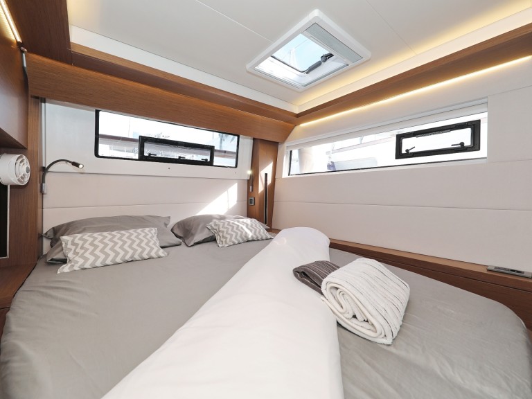 Katamaran mieten in Sukošan zum besten Preis