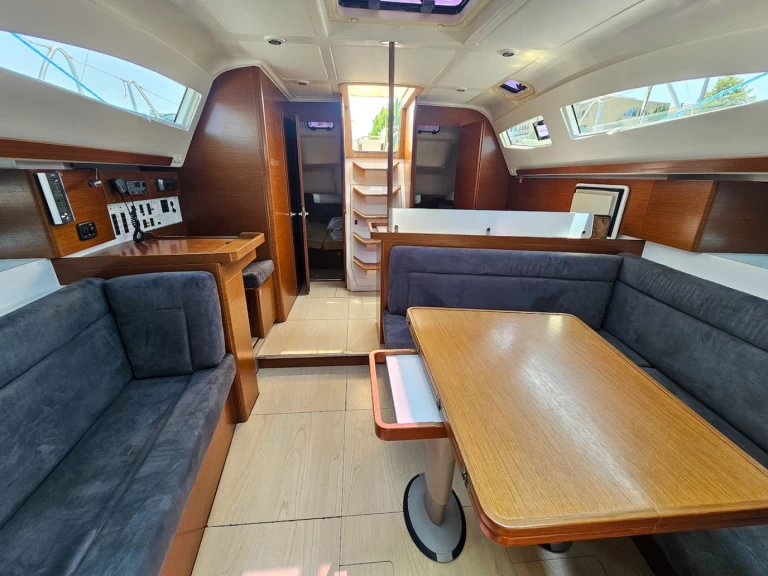 YachtCharter in Izola - Elan Impression 444 auf SamBoat