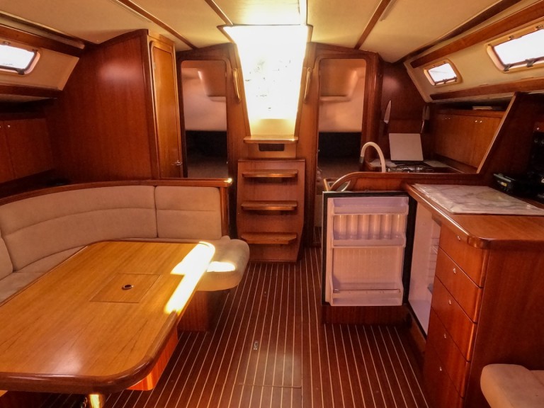 Triplast Y40 mieten Izola