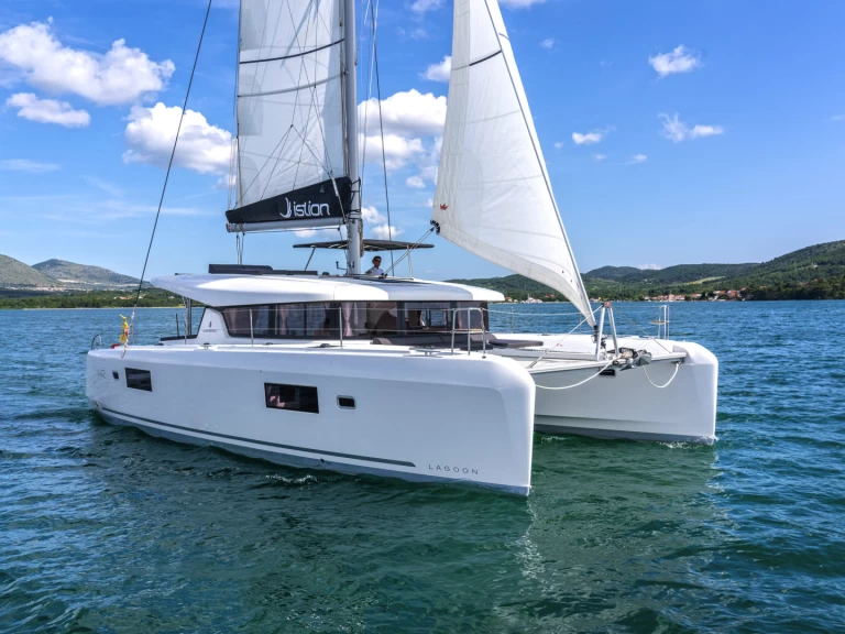 YachtCharter in Skradin - Lagoon Lagoon 42 auf SamBoat