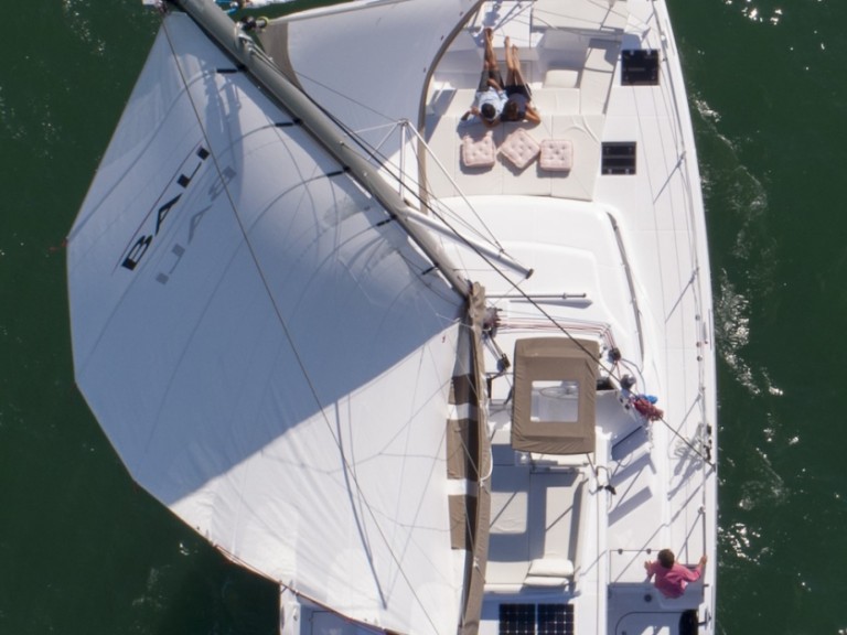 Katamaran mieten in Pirovac zum besten Preis