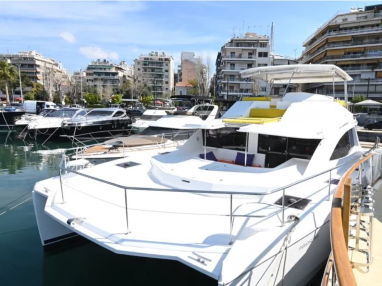 Leopard Catamarans / Robertson & Caine Leopard 51 PC - 4 + 2 cab. mieten Néa Péramos