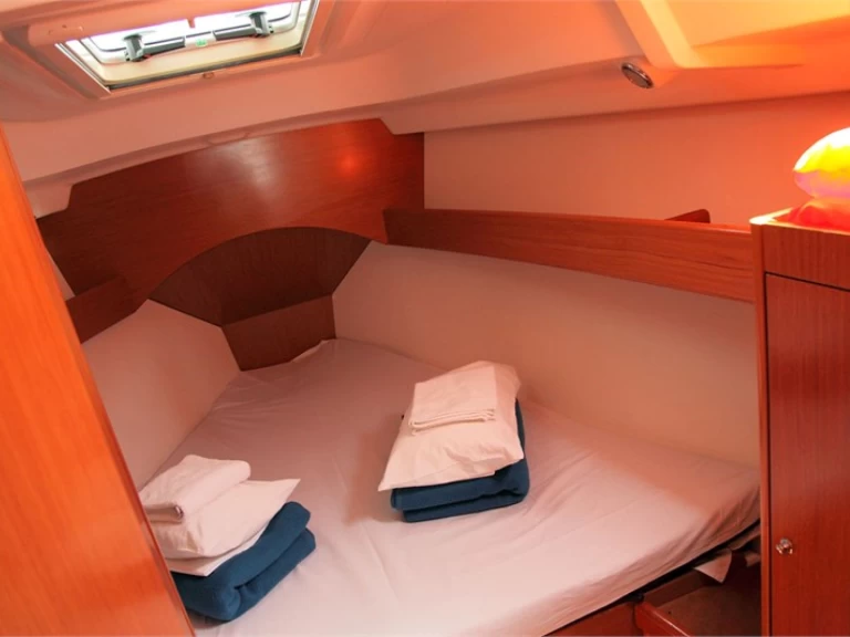 Vermietung Segelboot Bénéteau mit Führerschein