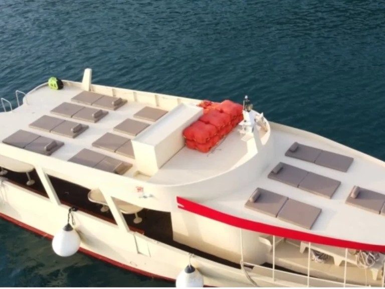 YachtCharter in Bar - CORBELLA Selfbuild auf SamBoat