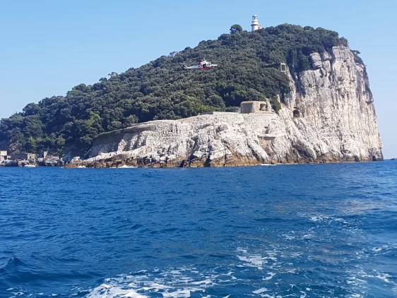 Motorboot mit oder ohne Skipper Ranieri mieten in La Spezia