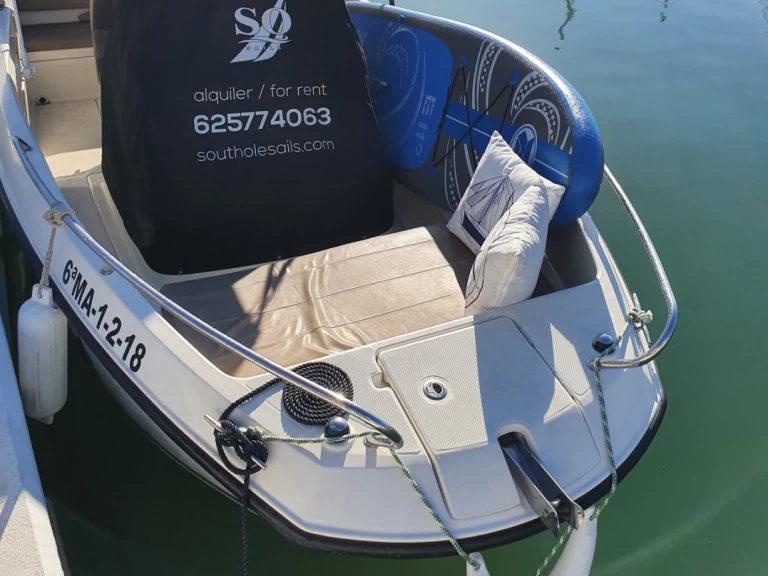 Quicksilver Activ 555 Open mieten Estepona