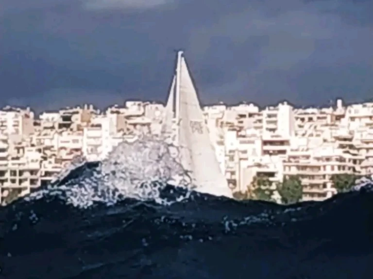 Boot mieten Athen günstig Grand Soleil 37 Race