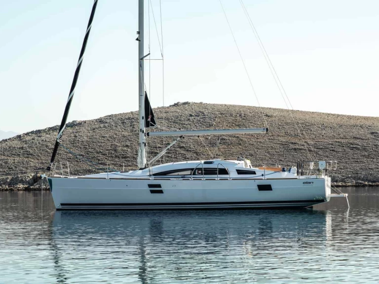 Ein Elan Impression 40.1 mieten in Ibiza Town