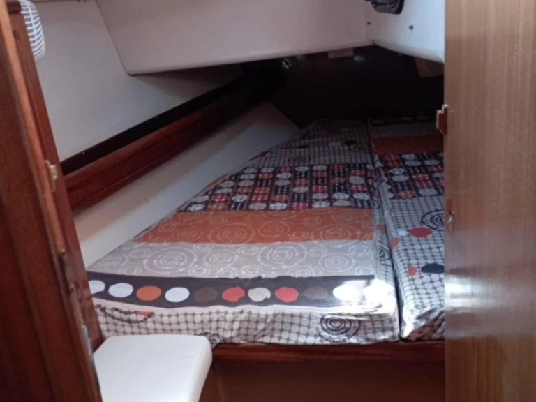 Bavaria Cruiser 40 mieten Salamína