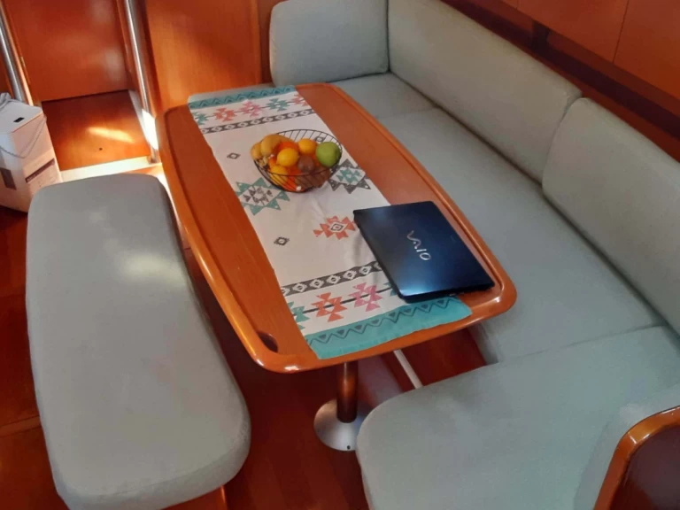 Bénéteau Cyclades 43.4 mieten Salamína