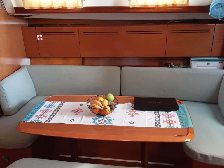 Ein Bénéteau Cyclades 43.4 mieten in Salamína