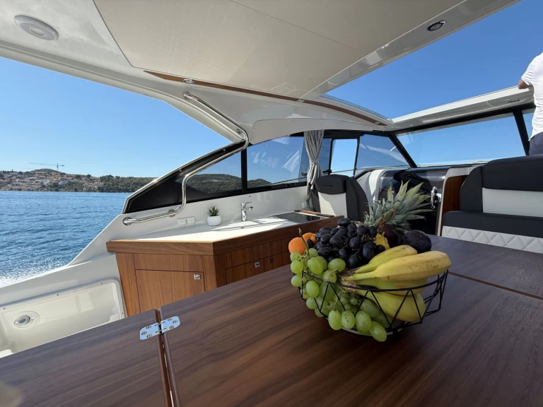 YachtCharter in Trogir - Grandezza Grandezza 34 OC auf SamBoat