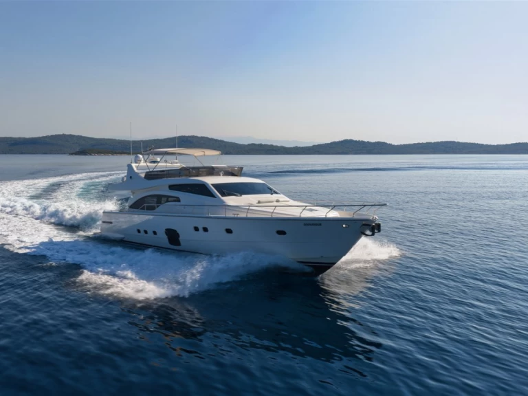Bootsverleih Ferretti Ferretti Yachts 681 Split Samboat